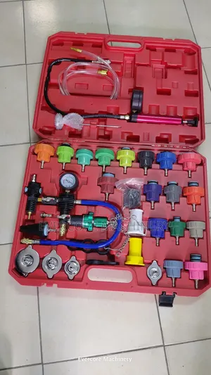 Heavy Duty Radiator Pressure Tester Machine With All Accessories.