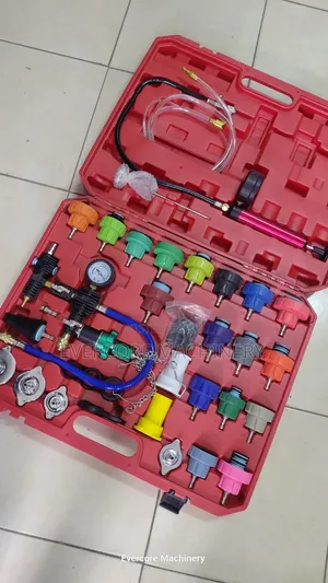 Heavy Duty Radiator Pressure Tester Machine With All Accessories.