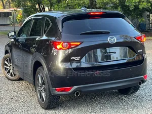 Mazda CX-5 Touring AWD 2018 Black