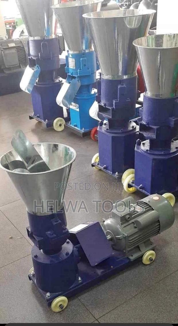 Feed Pallet Machine - main view