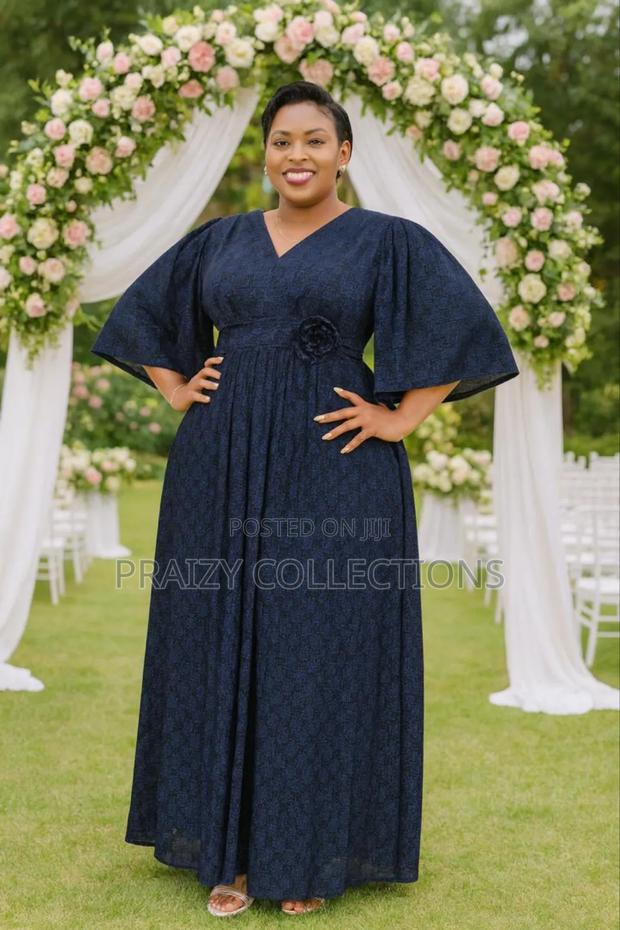 Elegant Pleated Maxi Dress - thumbnail 5