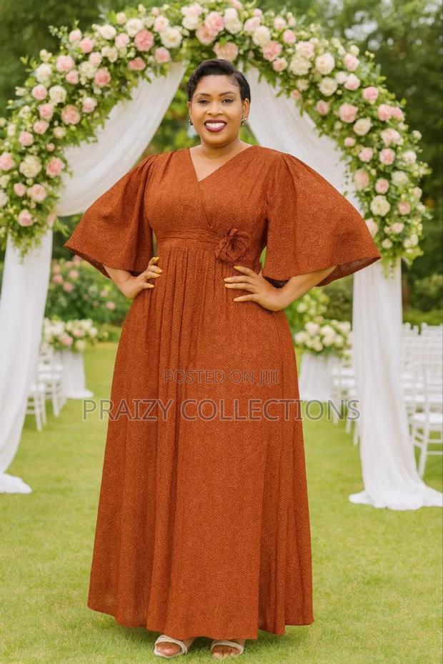 Elegant Pleated Maxi Dress - thumbnail 6