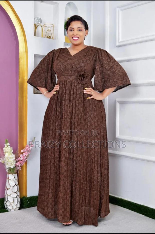 Elegant Pleated Maxi Dress - thumbnail 7