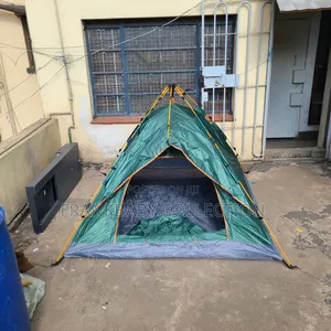 Easy-Set-Up Camping Tent. Family Tent. 2-4 People