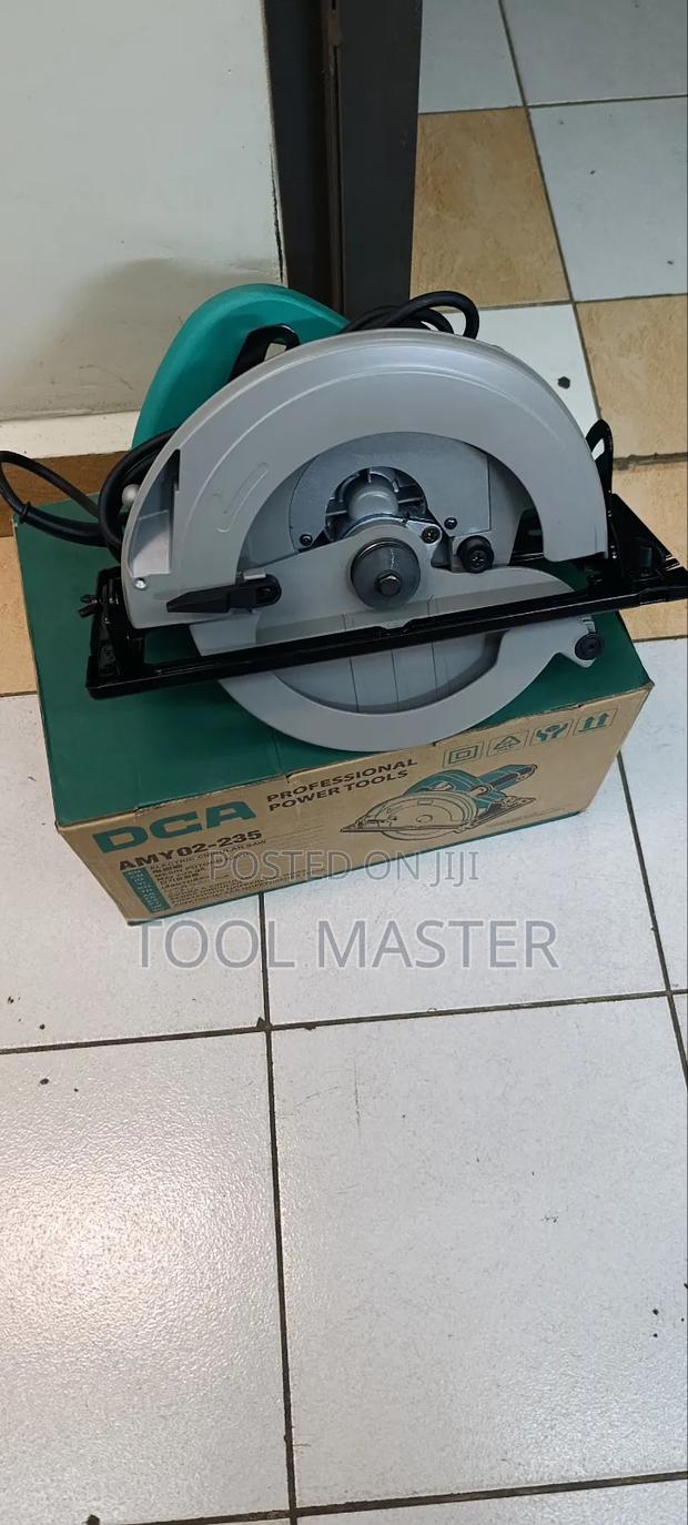 Dca Heavy Duty Circular Saw 9"