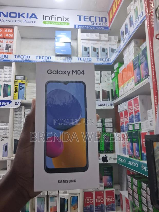 New Samsung Galaxy M04 128 GB - thumbnail 3