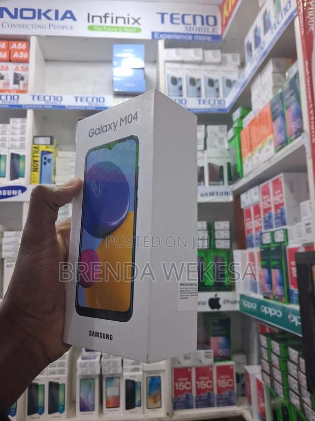 New Samsung Galaxy M04 64 GB - thumbnail 3