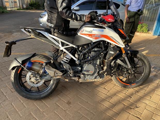 KTM 2022 White - thumbnail 2