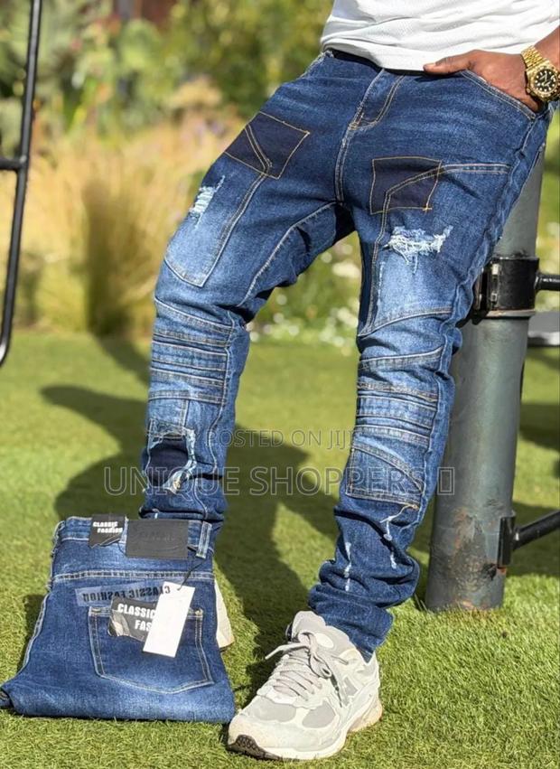 Designed Amiri Jeans Available Now - thumbnail 3