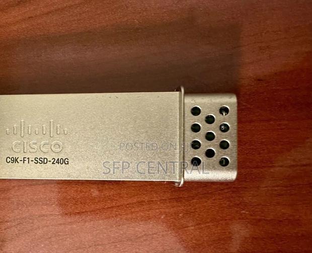 Cisco C9k-F1-SSD-240g 240gb Pluggable SSD for C9500 Series
