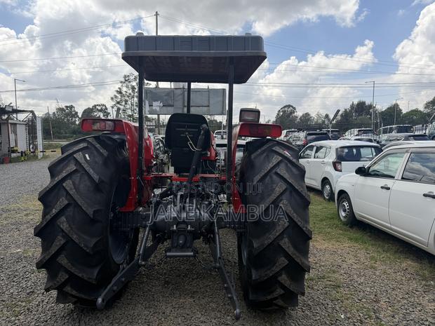 4wd 2023 Model Tractor - thumbnail 2