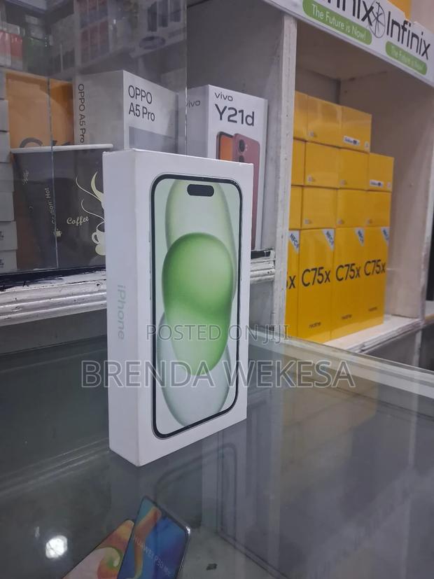 New Apple iPhone 15 256 GB - thumbnail 4