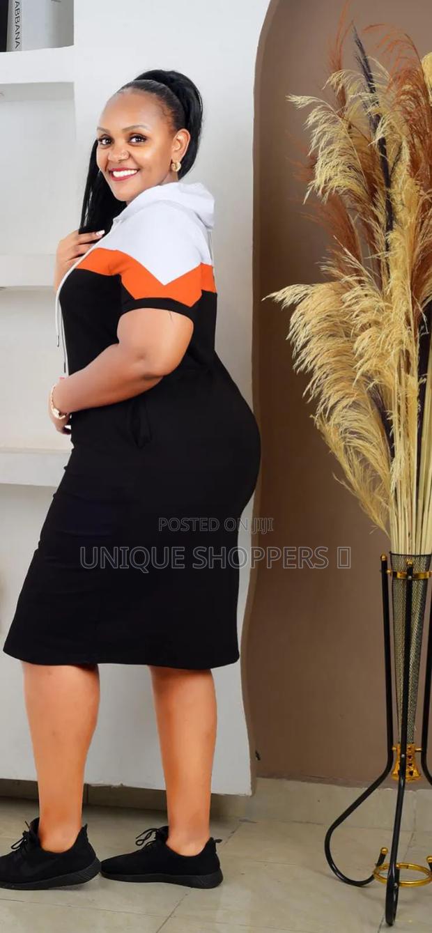 Classic Dress - thumbnail 3