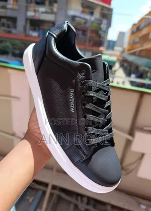 Ravenow Casuals 
Sizes:40-45