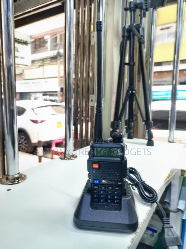 Baofeng Uv-5r High Power Dual Band Handheld Walkie Talkie - main view