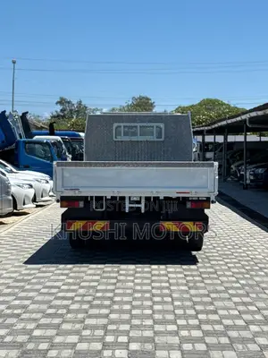 Mitsubishi Canter 2019