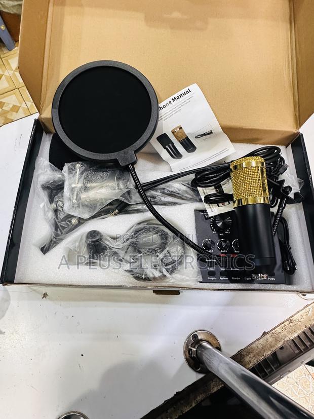 V8 Microphone for Live Streaming Voice Recording