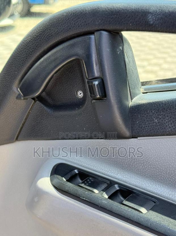 Mitsubishi Canter 2019 - thumbnail 10