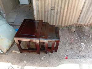 A Clean Nest of Stools