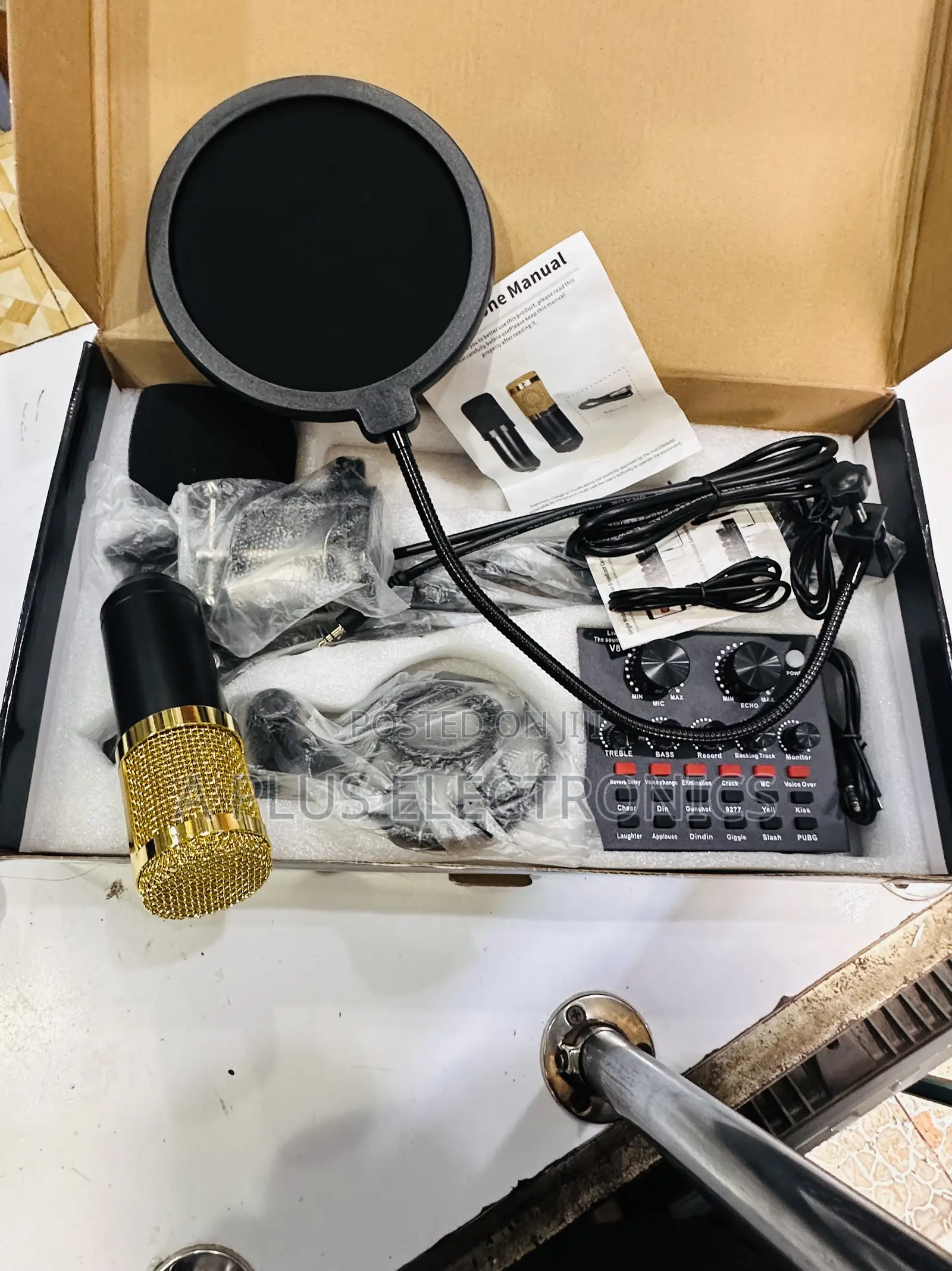 Powerful V8 Condenser Mic