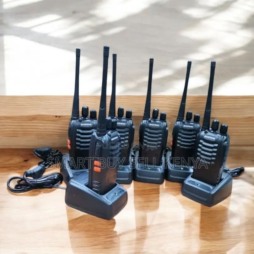 Baofeng Bf-888s 16ch Handheld 5km Range Voice Prompt Walkie Talkie