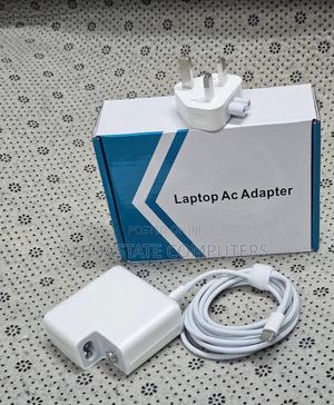 Macbook Pro 61w Type-C Fast Charger Adpter With Type-C Cable - thumbnail 2
