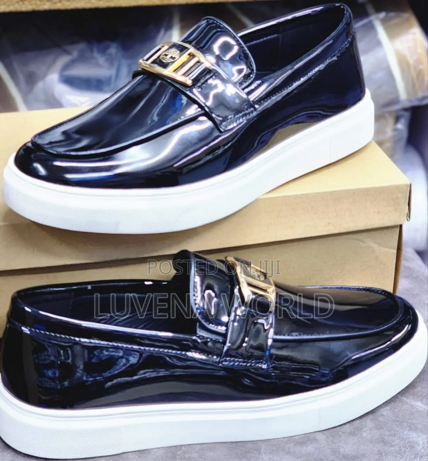 Wetlook Slipons