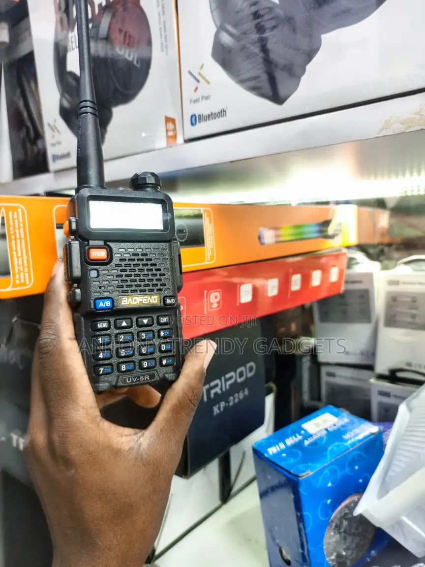 Baofeng Uv-5r Compact High Power Two-Way Radio