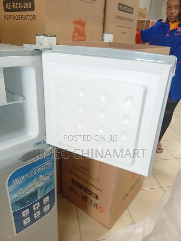 118l Silver Rebune Refrigerator - thumbnail 9