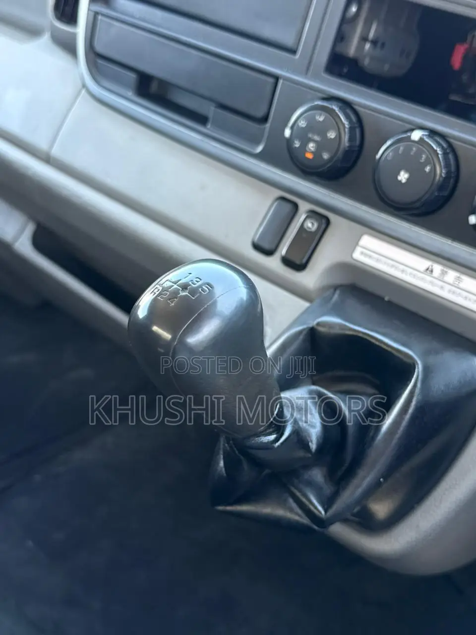 Mitsubishi Canter 2018