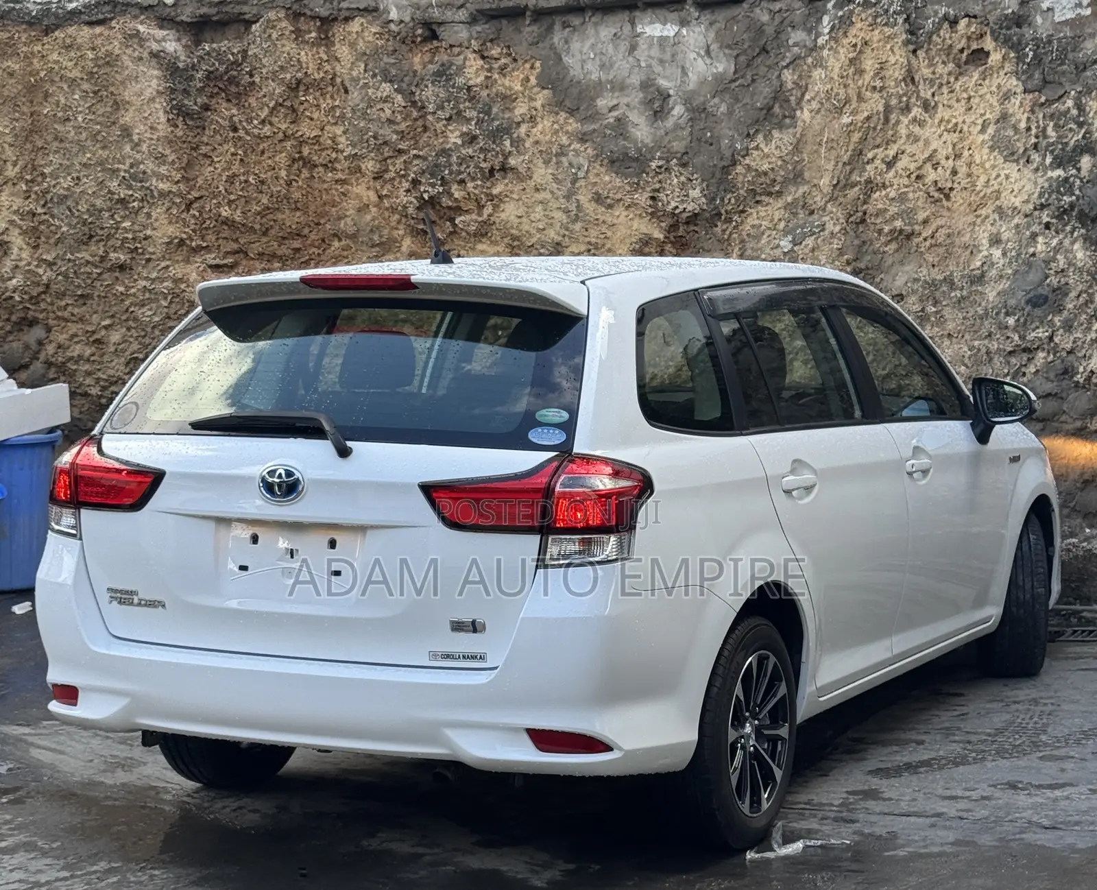Toyota Corolla Fielder 2018 White