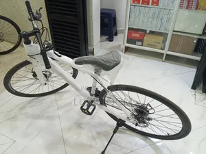 Premier Racing Bike Size 27.5, 18 Speed