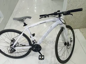 Premier Racing Bike Size 27.5, 18 Speed