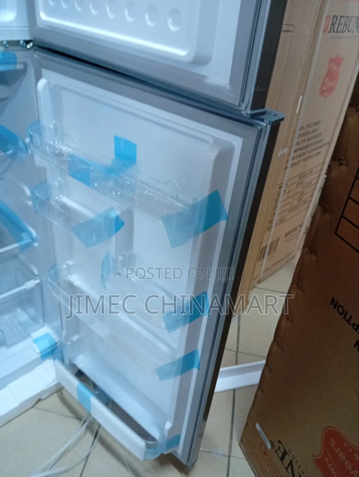 208l Silver Rebune Refrigerator