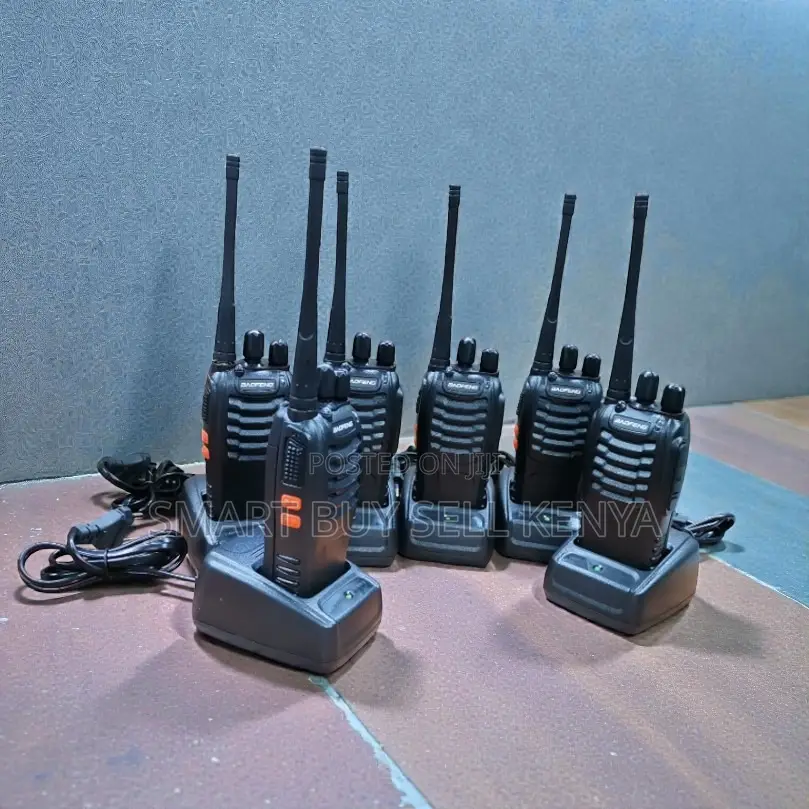 Baofeng Bf-888s 16ch 5km Range Rechargeable Handheld Walkie Talkie