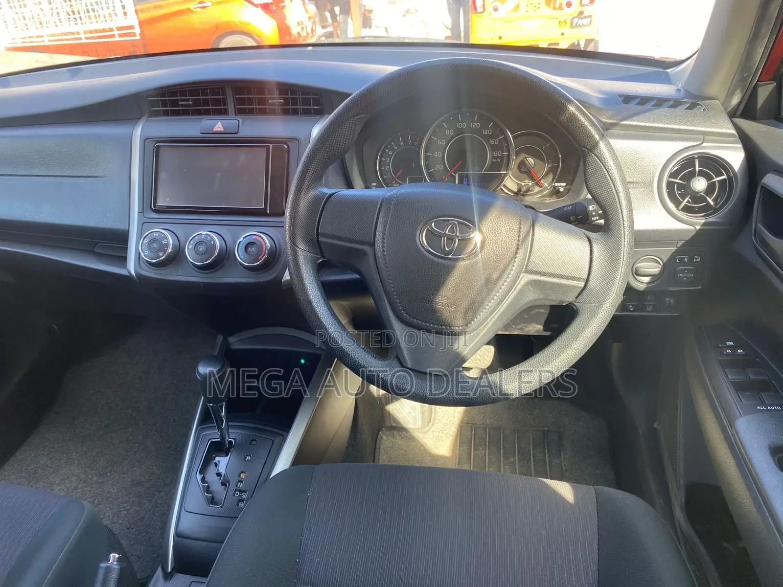 Toyota Corolla Fielder 2018 Orange