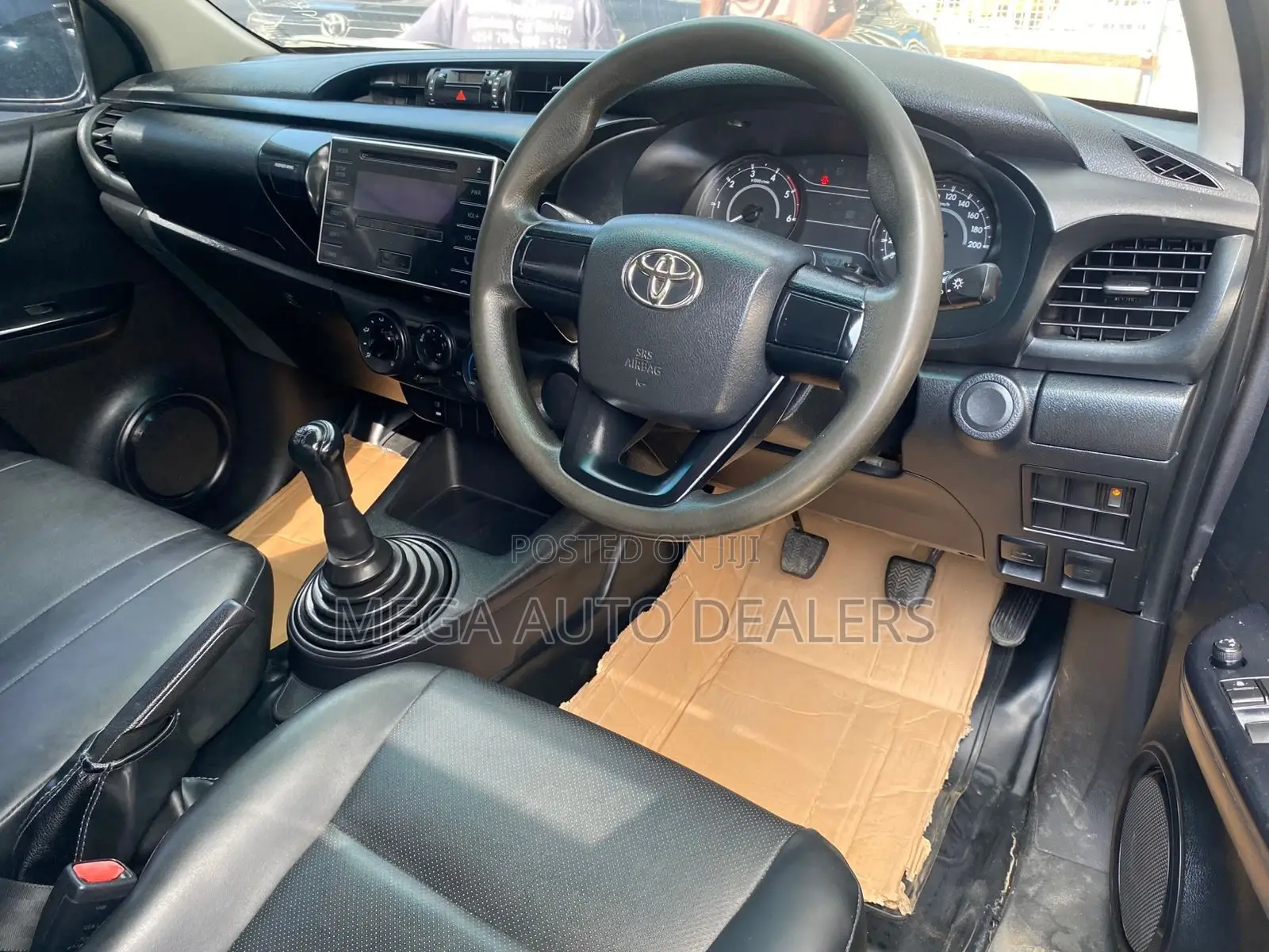 Toyota Hilux 2018 Gray