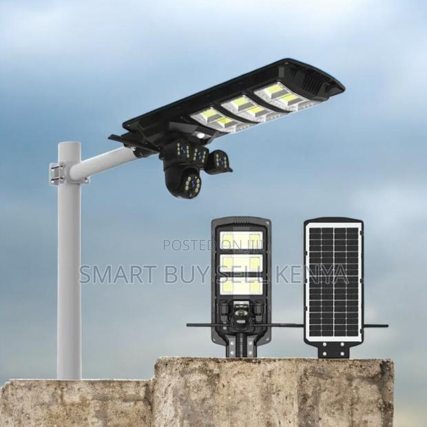 V380 Pro App Full-Color Night Vision 4g PTZ 450w Solar Street Light