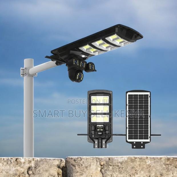 V380 Pro Outdoor Security Surveillance 4g PTZ 450w Solar Street Light
