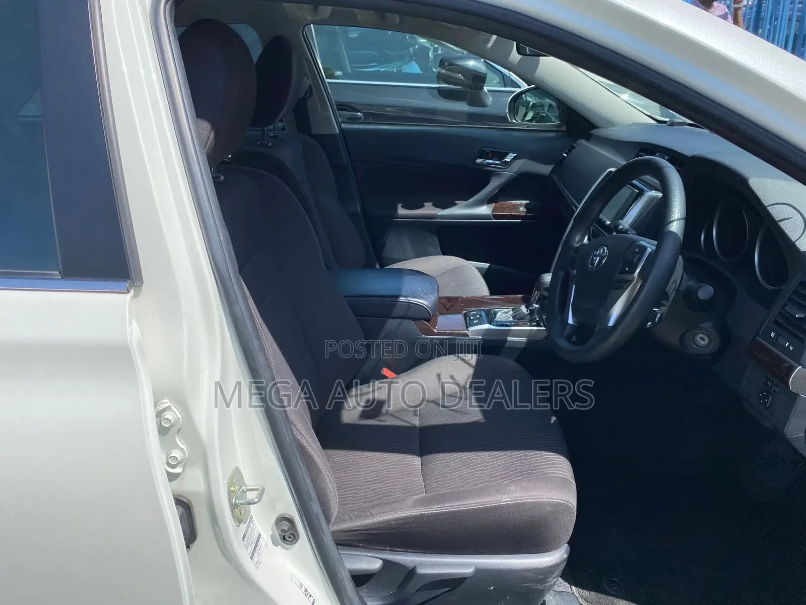 Toyota Mark X 2018 White