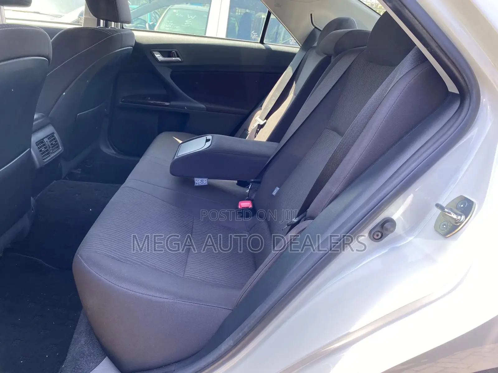 Toyota Mark X 2018 White