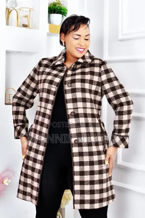 Stylish Ladies Trenchcoat