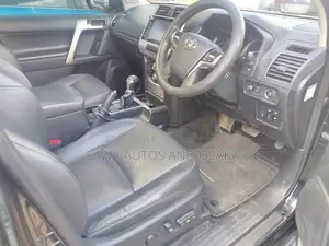 Toyota Land Cruiser Prado 2017 Matt Black