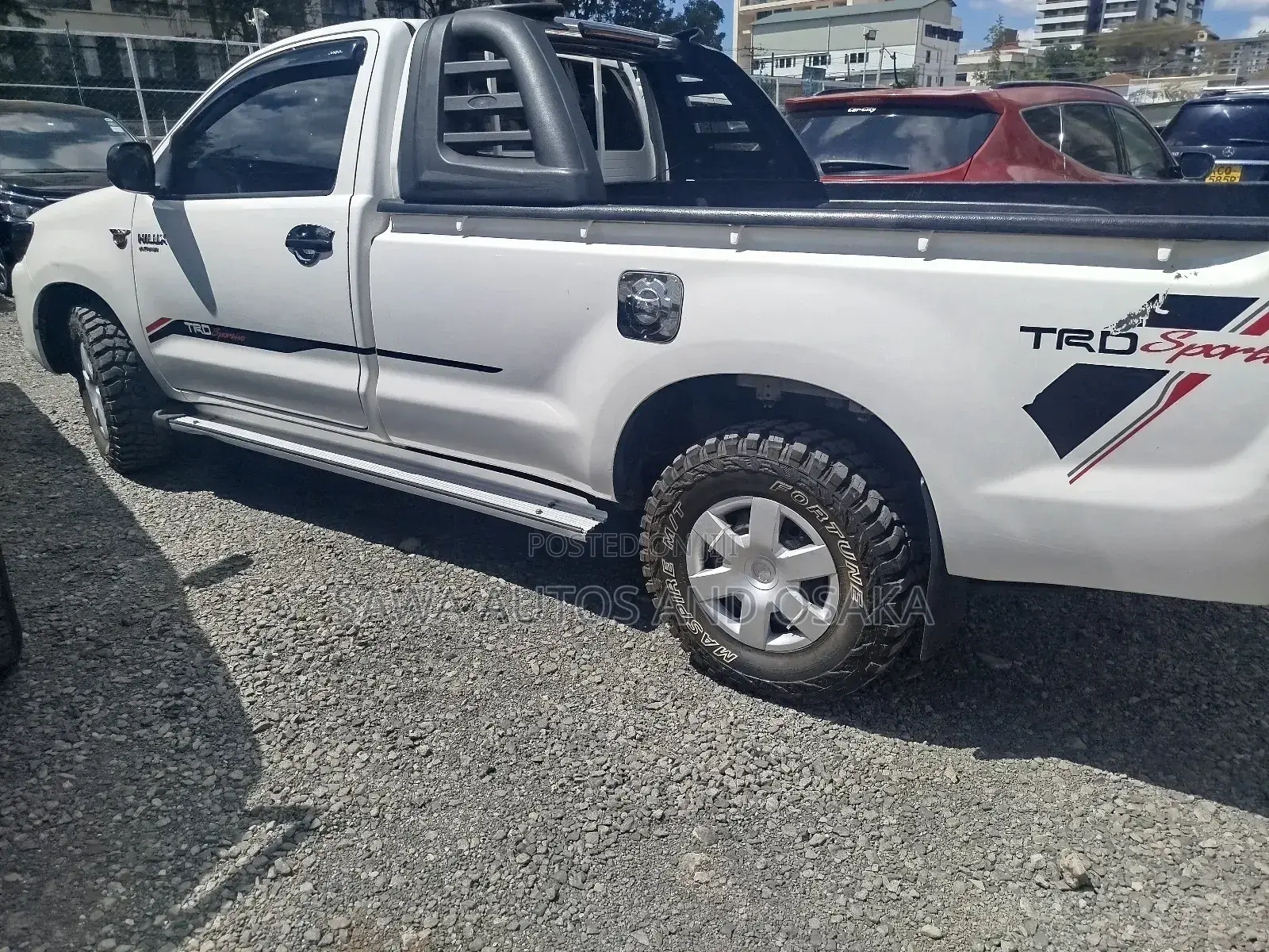 Toyota Hilux 2014 Pearl
