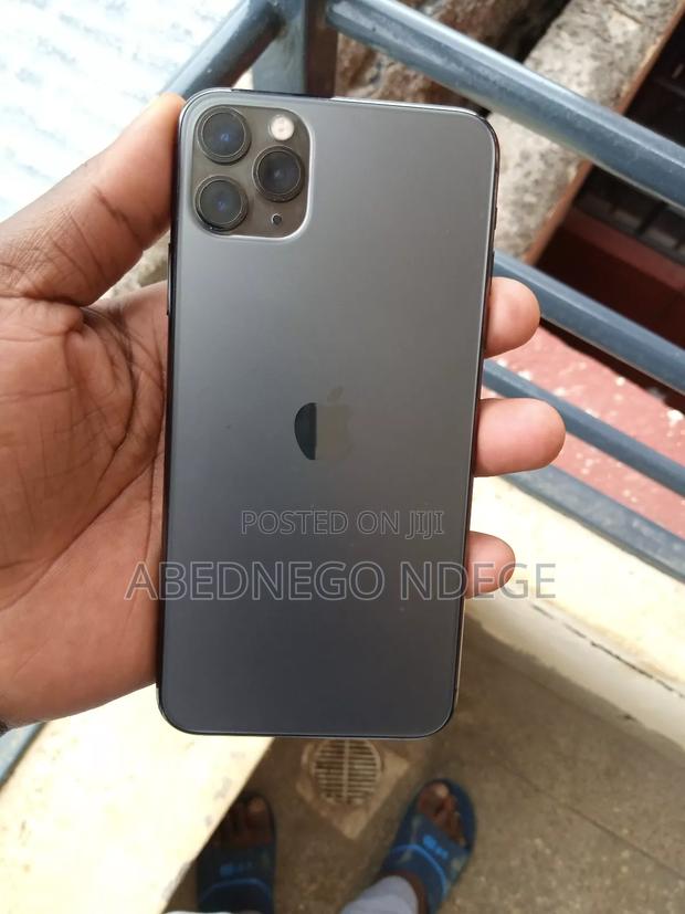 Apple iPhone 11 Pro Max 512 GB Gray - thumbnail 2