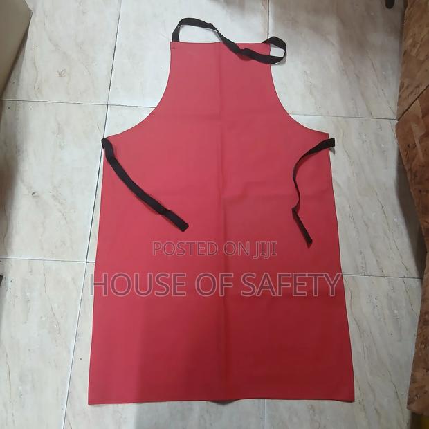 Red PVC Waterproof Aprons 650 - thumbnail 2