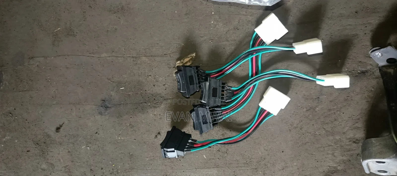 Universal Door Switch 25 PCS Wholesale Available