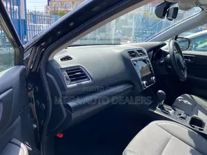 Subaru Outback 2018 Black