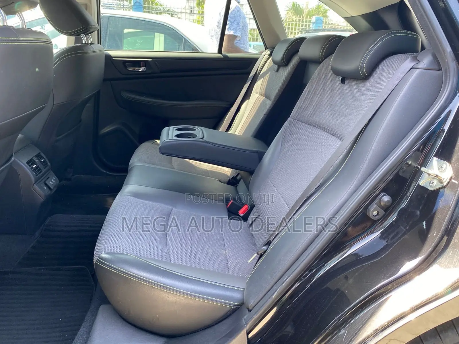 Subaru Outback 2018 Black
