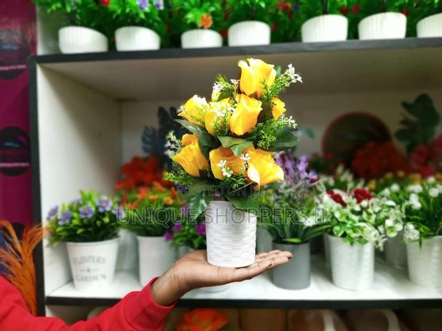 Gorgeous Small Artificial Home Decor Flowers - thumbnail 7